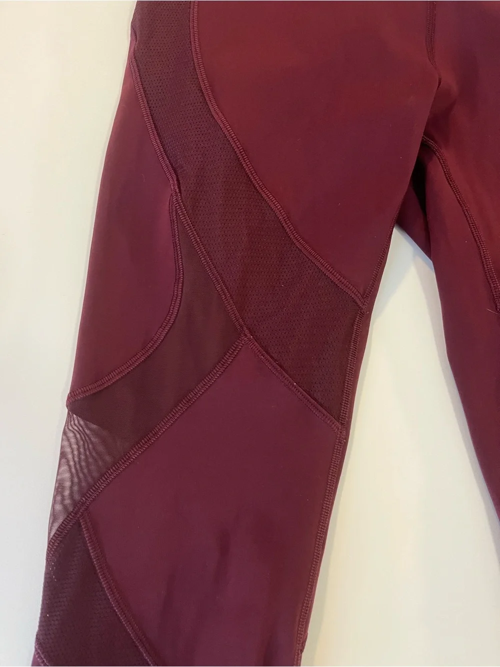 Lululemon Wunder Under High-Rise Tight 28” Mesh Garnet Burgundy Leggings Size 6
